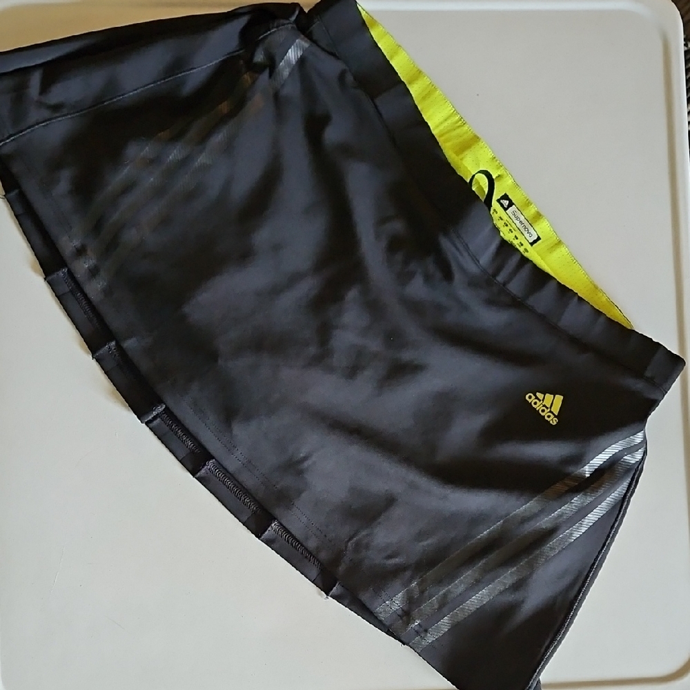 adidas Black and Yellow Skort